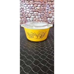 Vintage Pyrex Old Orchard Yellow Serve & Store Casserole Dish Bowl 473 1 Quart w